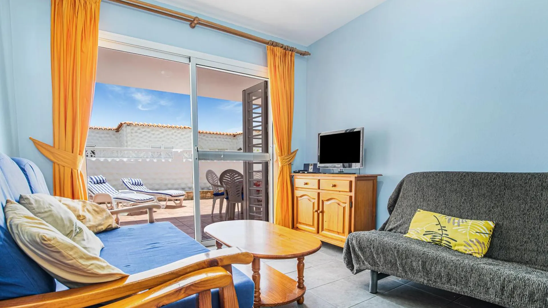 Near The Beach With Huge Terrace, Parking And Wifi Costa Calma