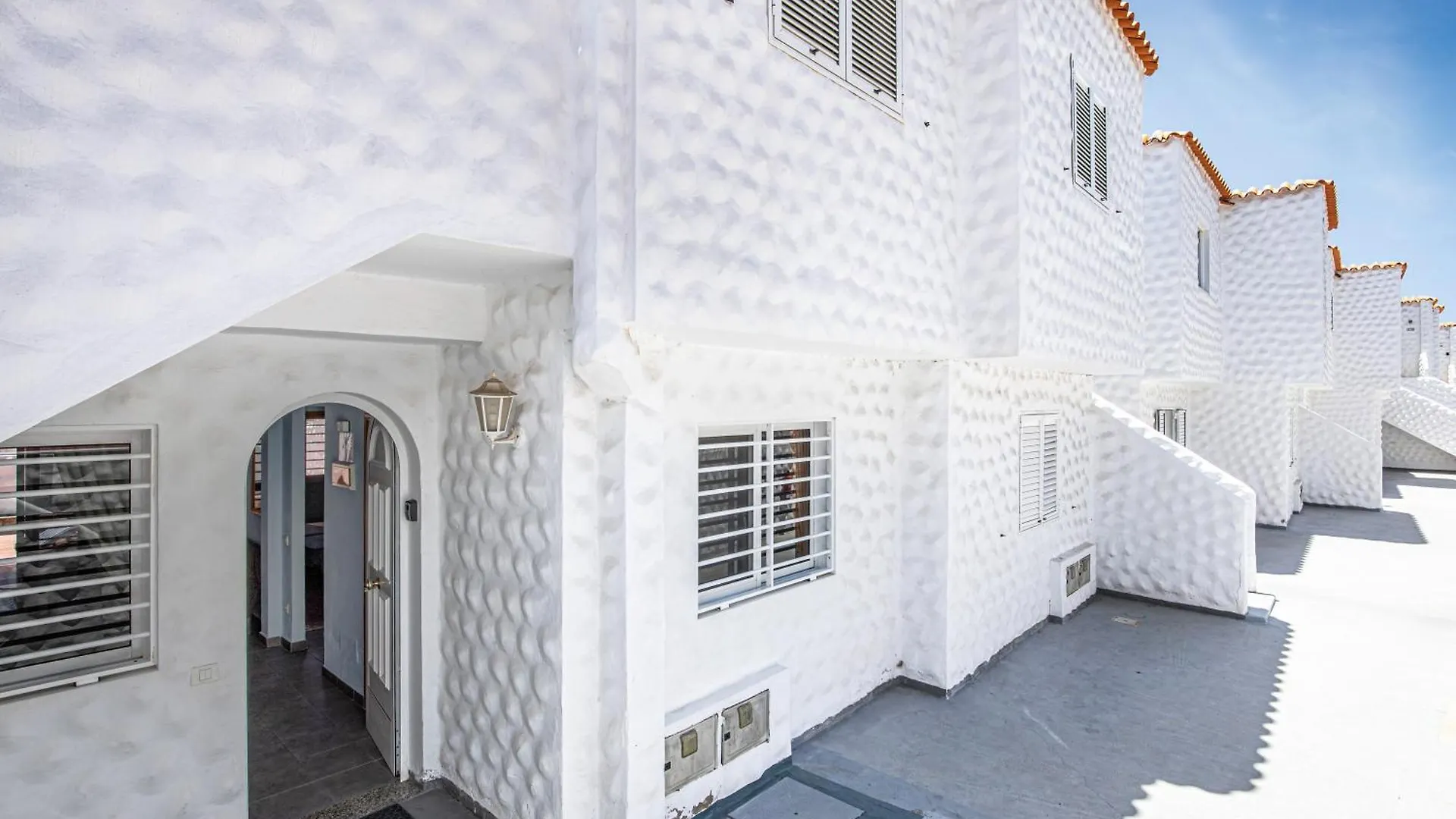 Near The Beach With Huge Terrace, Parking And Wifi Costa Calma Apartament